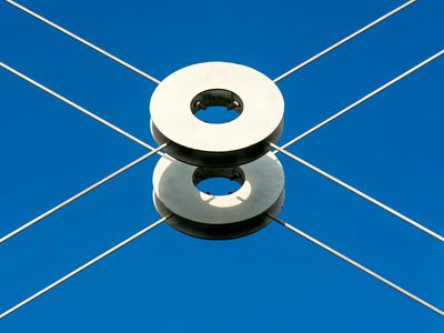 Structural blue lines indicating inner core strength and stability